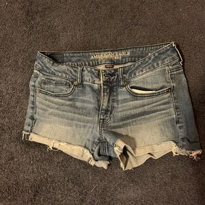 Size 8 American Eagle Shorts-Worn once